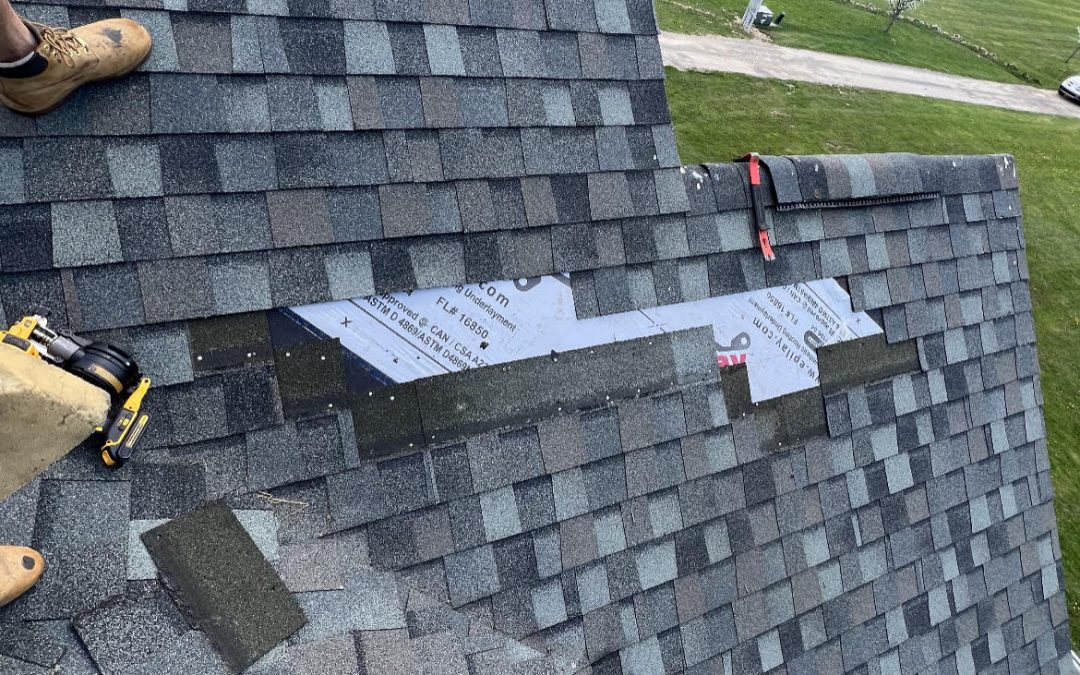 What to Look for When Hiring a Roofer